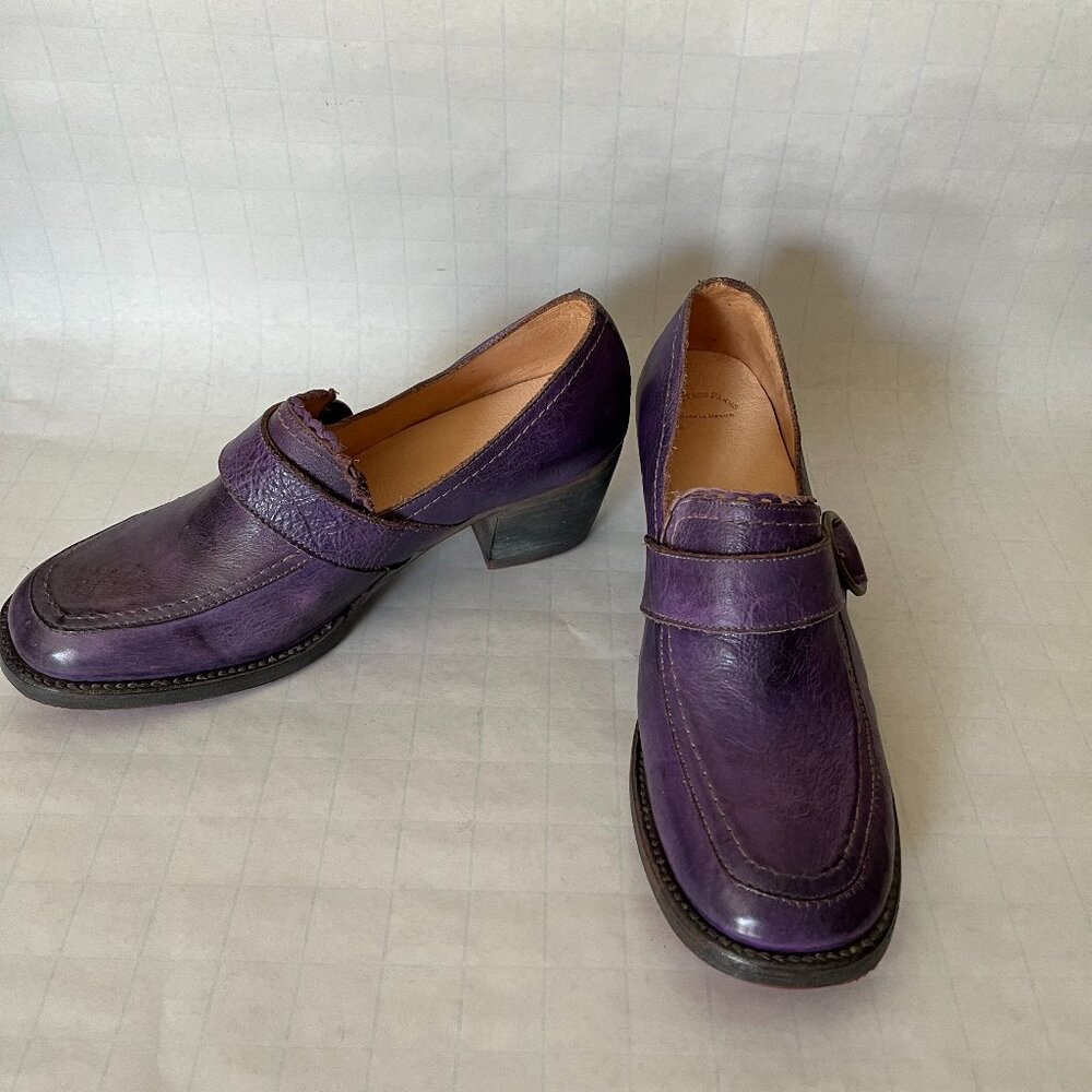 Oak Tree Farms Lavender Loafer size 8.5
